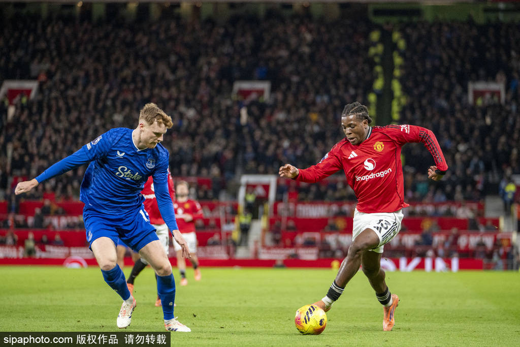 英媒：土耳其一名银行女经理诈骗球员3300万镑，被判入狱102年