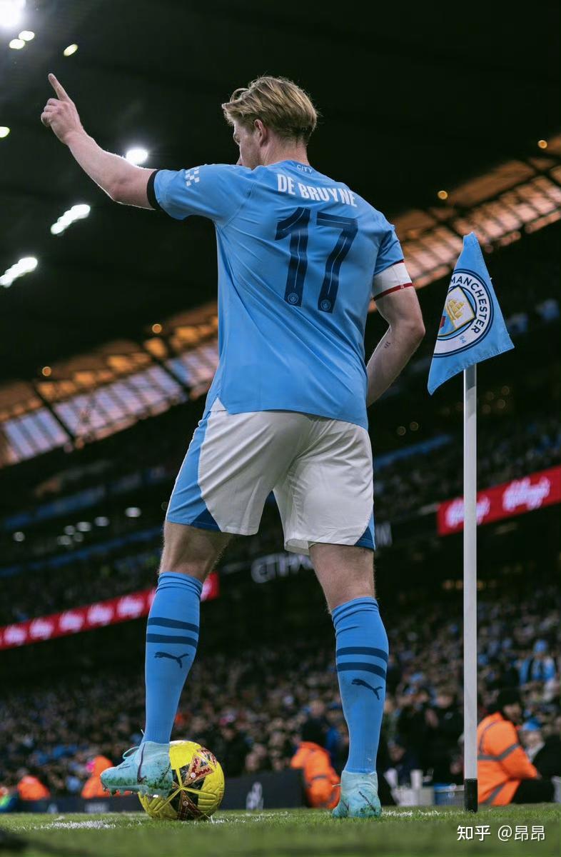 卡什：今夏只想留在维拉；还在找对象，波兰女生请私信我