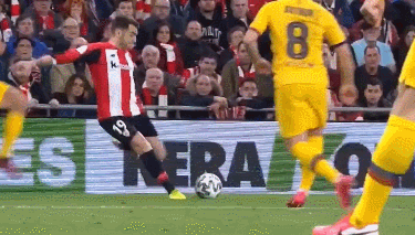 记者：不清楚利物浦是否会提高报价，但斯洛特渴望得到伊萨克