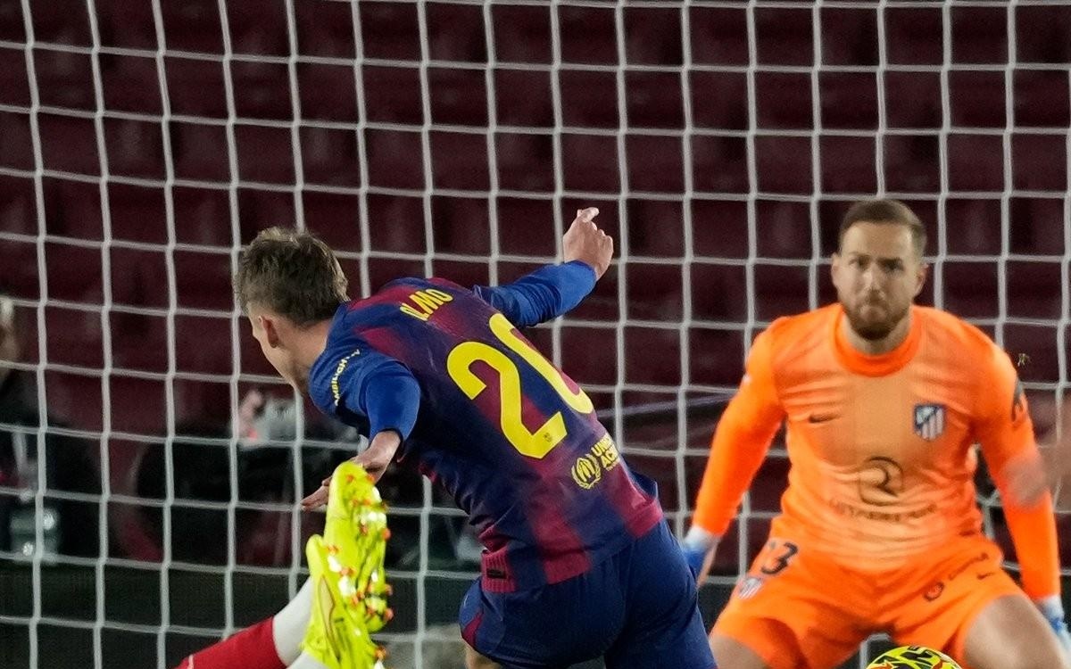 马丁内斯：昨天训练后B费让内维斯主罚任意球；更衣室氛围很好