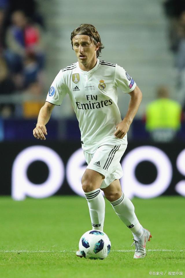 状态回调！爱德华兹6中3贡献11分，8失误创赛季新高