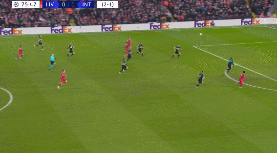 记者：埃贝尔明确表示，只有于帕离队拜仁才会签卢克巴