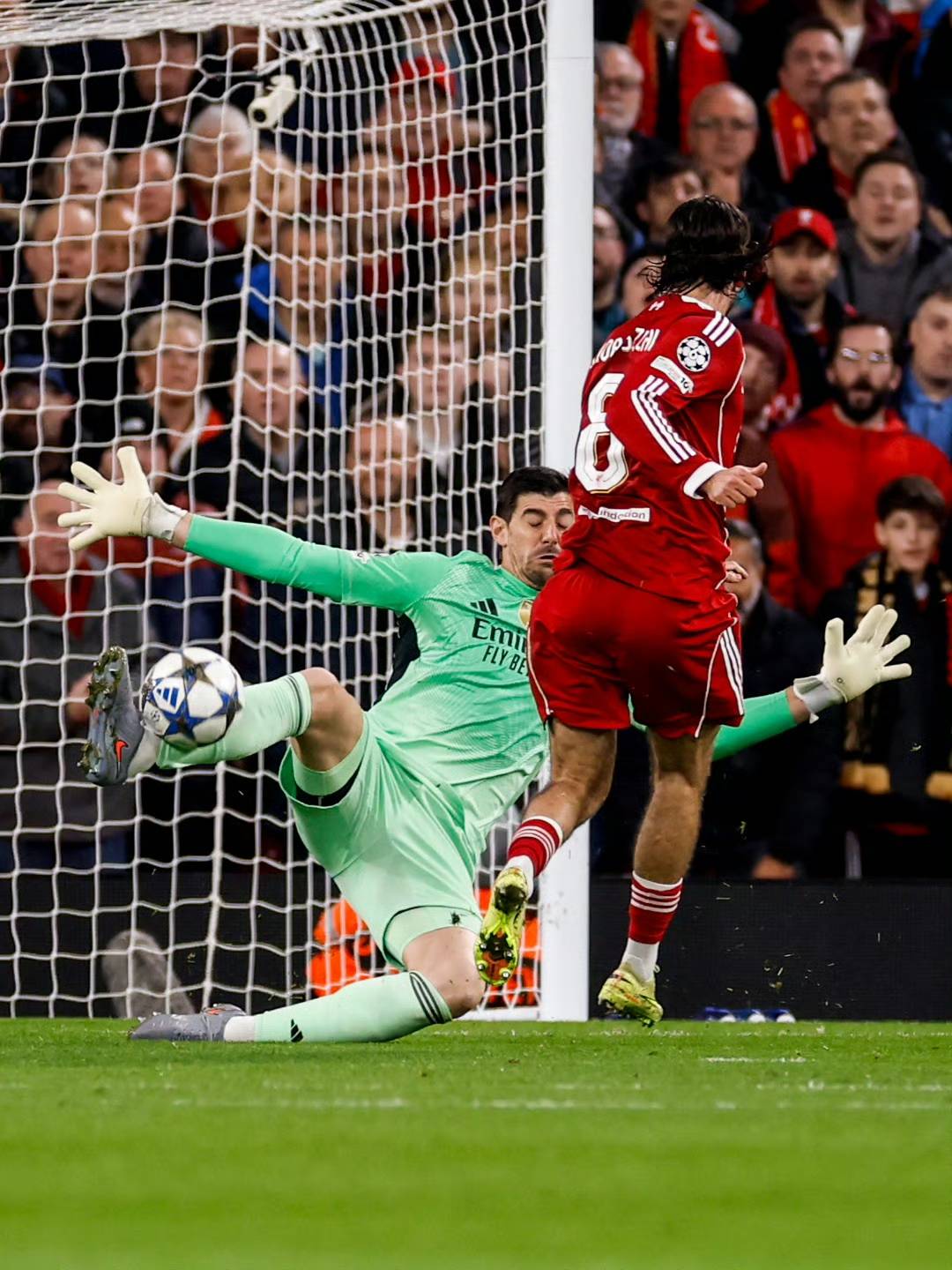 混团世界杯：张本智和遭遇首败！再次不敌恩师之子，苦战3局输球